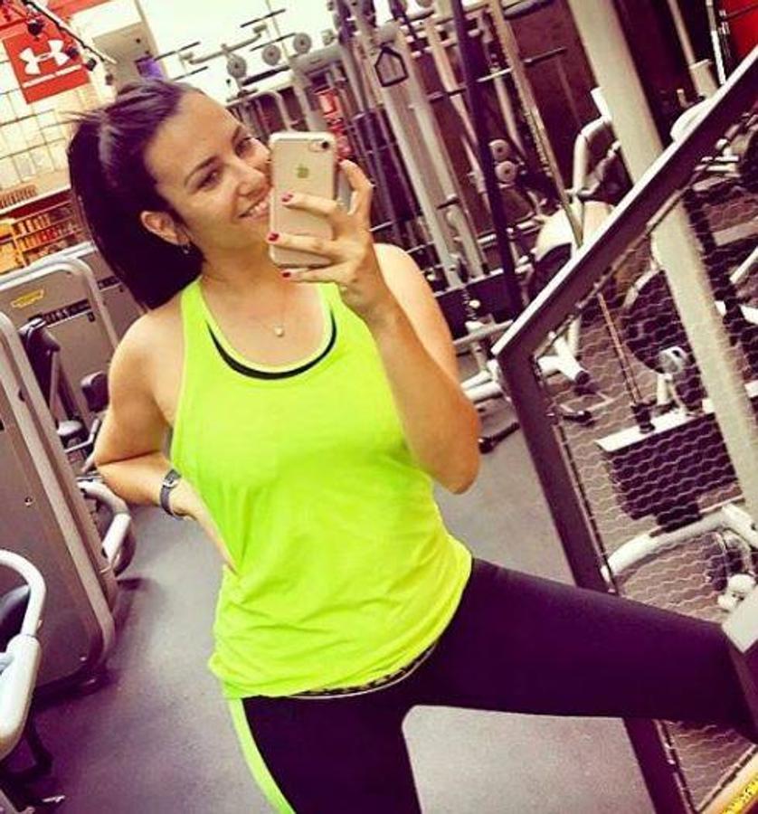 Irene Junquera. La periodista aprovecha para pasar una tarde en el gym, curiosamente al mismo al que ha ido hoy Pablo Puyol