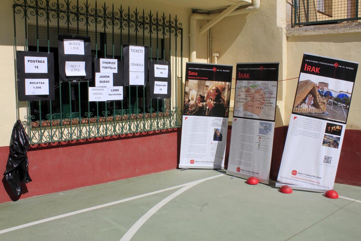 La marcha del colegio Santiago el Mayor, en imágenes
