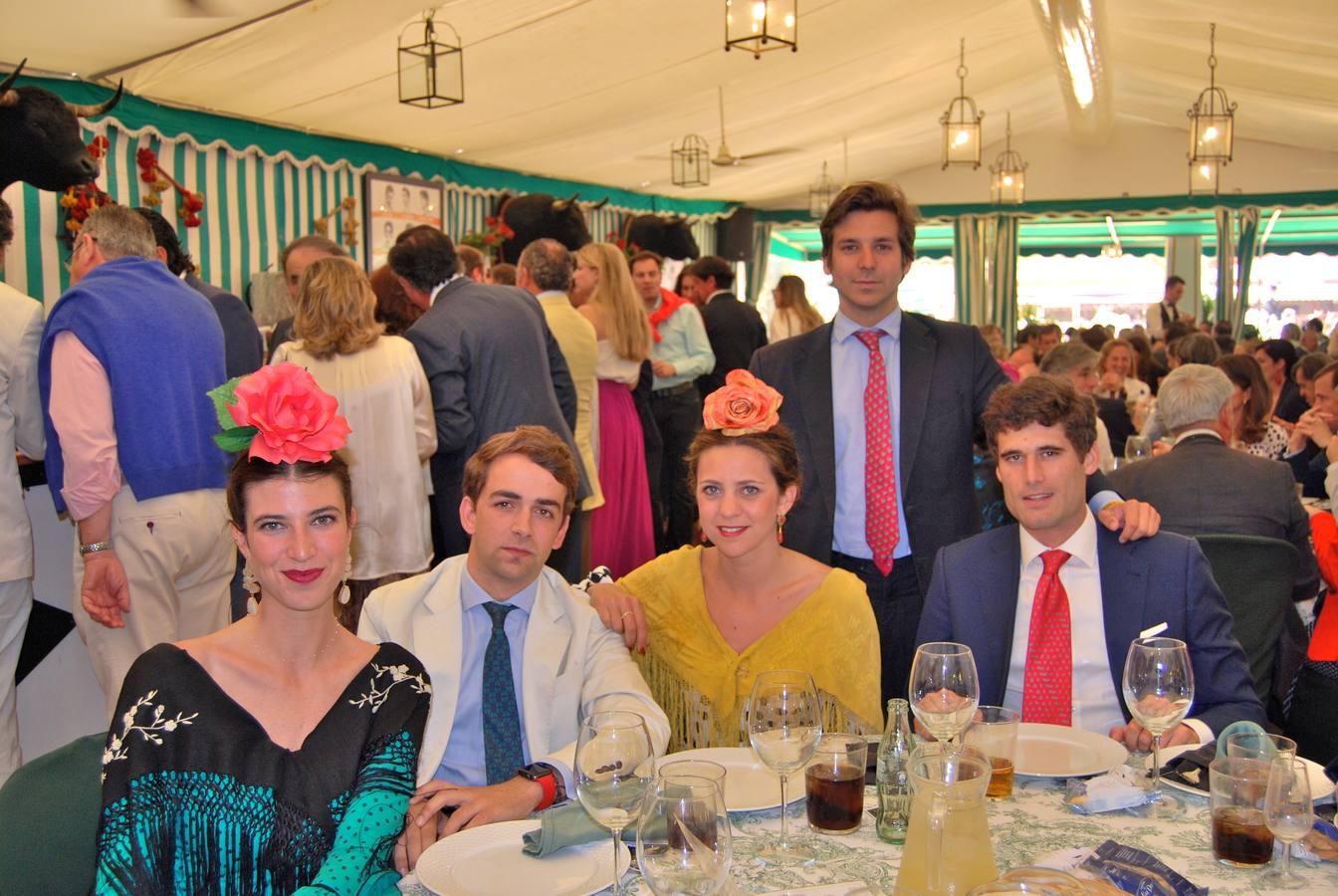 Gabriela Guerrero, Juan Abaitua, Blanca Baldonado, Cosme Domecq y, de pie, Javier Muguiro