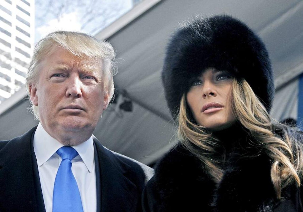Melania junto a Donald Trump. 