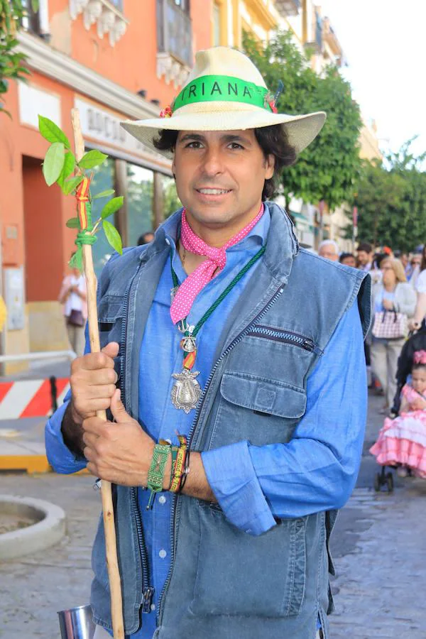 Francisco Rivera. El torero, vestido con una camisa y chaleco en tonos azules no se ha querido perder la romería