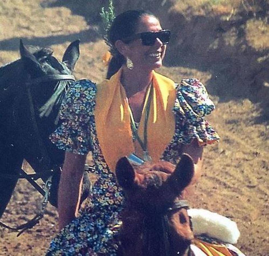 Isabel Pantoja. La cantante ha sido la gran ausente este año. Aunque tenía programado acudir a la peregrinación, unos problemas con su casa le han impedido ver a la Blanca Paloma