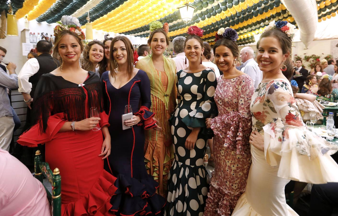 El ambiente en las casetas de la Feria de Córdoba, en imágenes