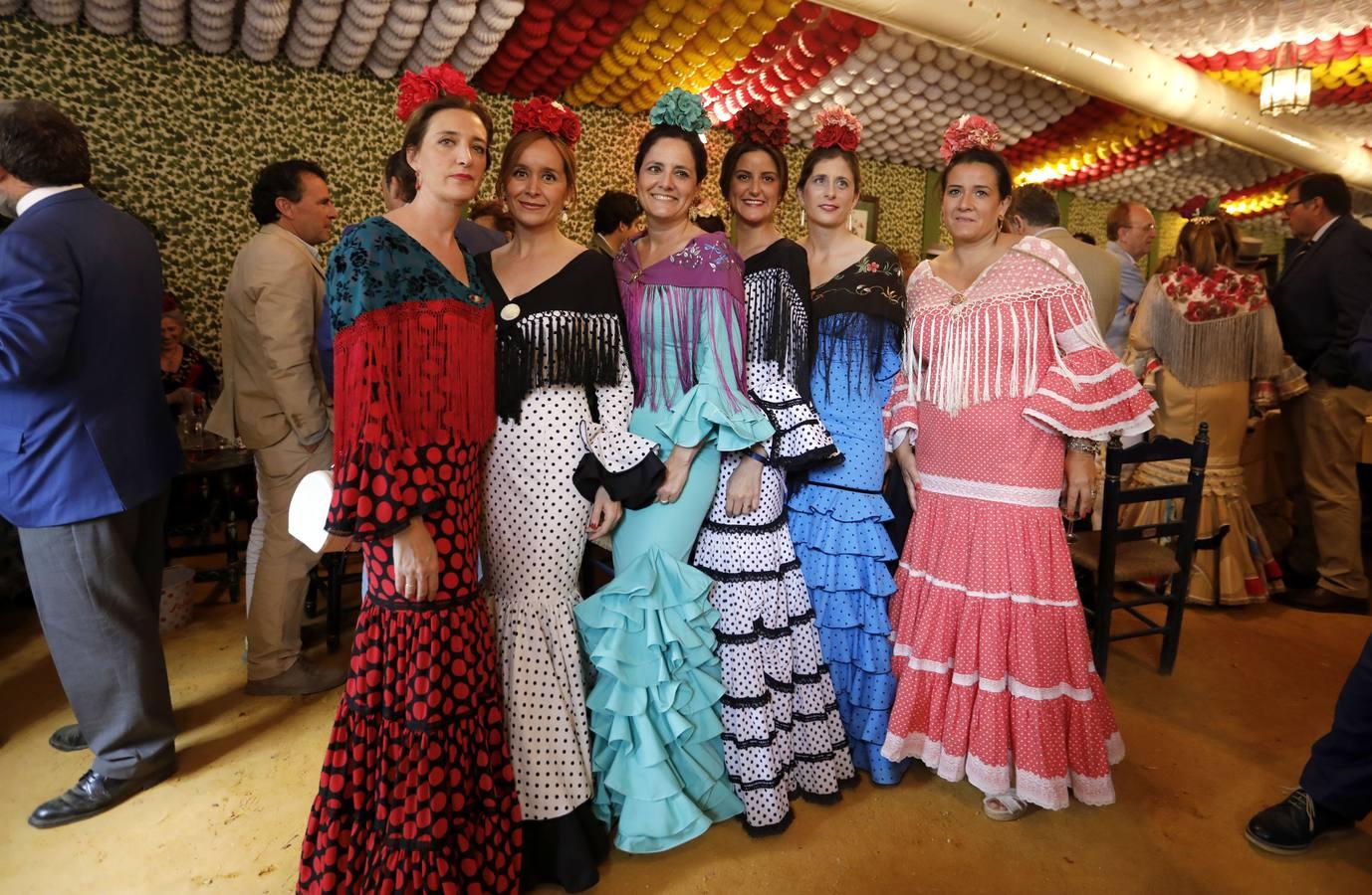 El ambiente en las casetas de la Feria de Córdoba, en imágenes