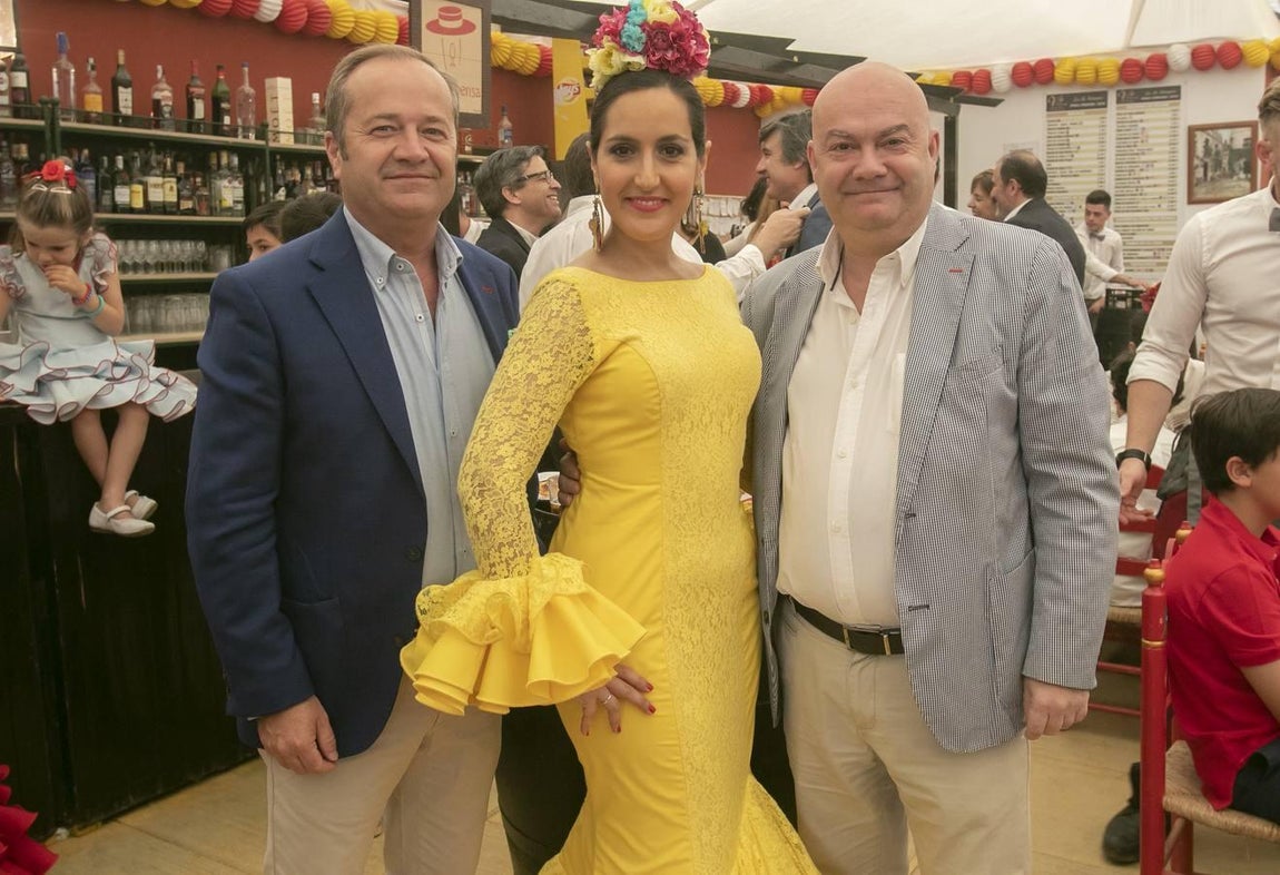 Las casetas el domingo de Feria de Córdoba, en imágenes