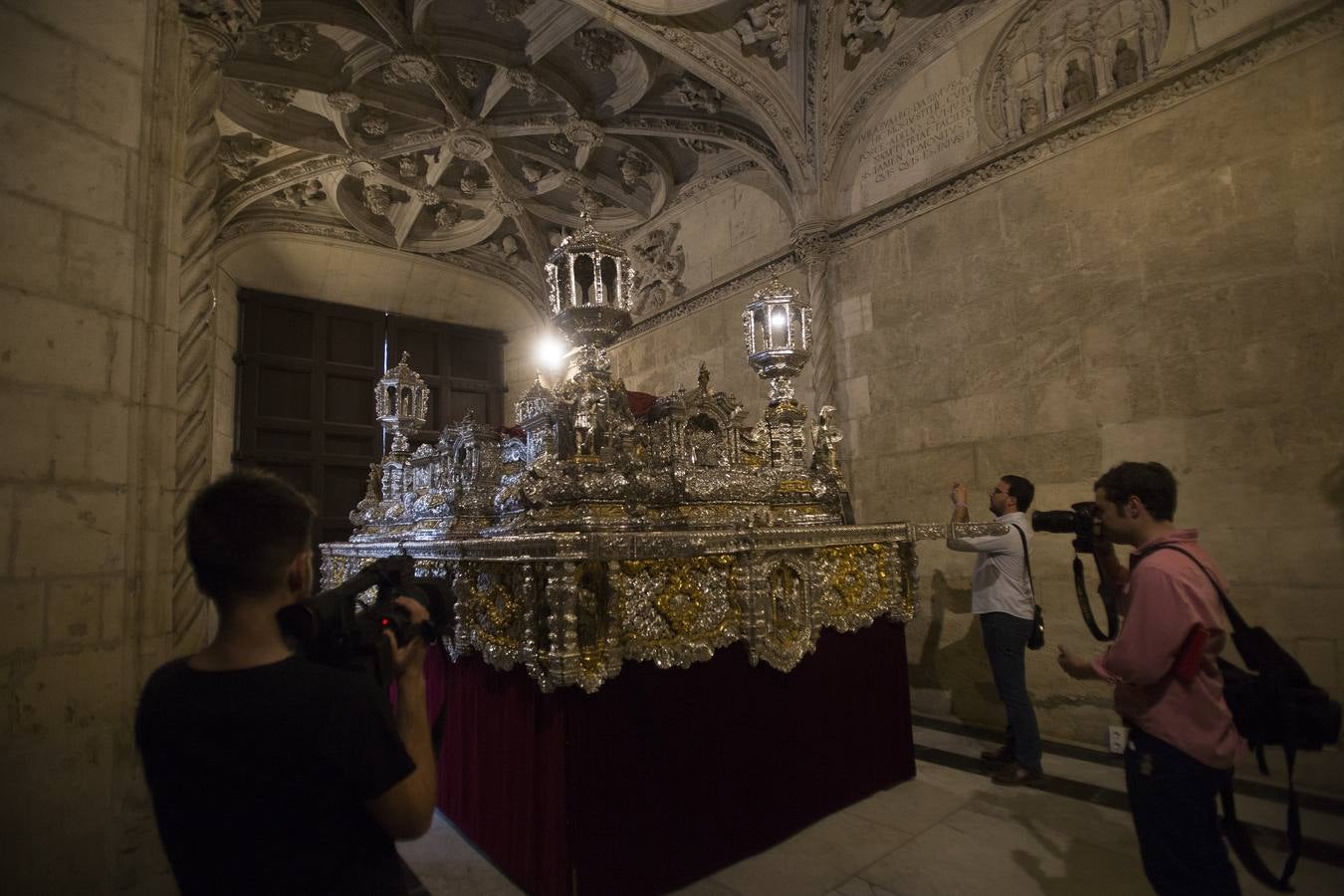 La muestra «Pasión según Sevilla», vista al detalle