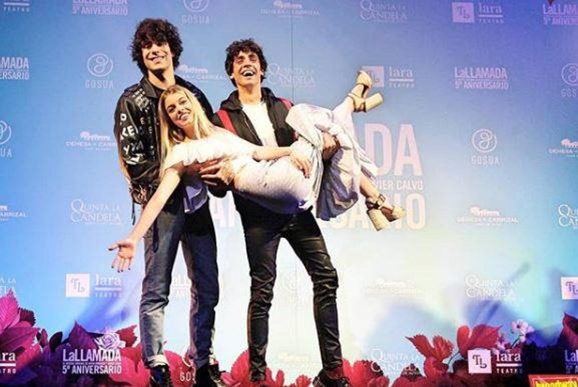 Los Javis. Javier Ambrossi y Javier Calvo se reencuentran con una de sus antiguas alumnas en la academia de Operación Triunfo, Nerea Rodríguez