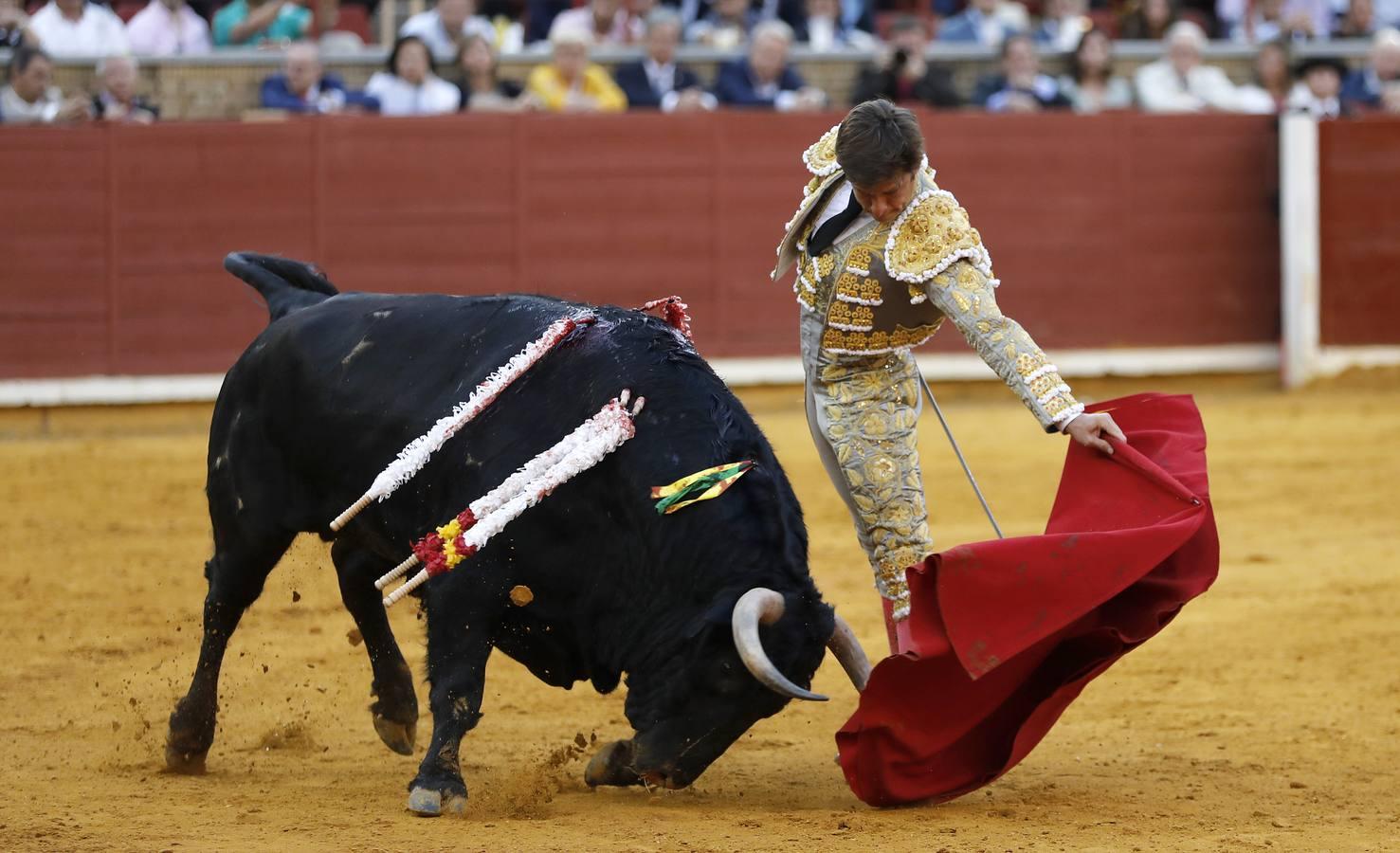 La corrida de El Juli, Ponce y Ginés Marín en Córdoba, en imágenes