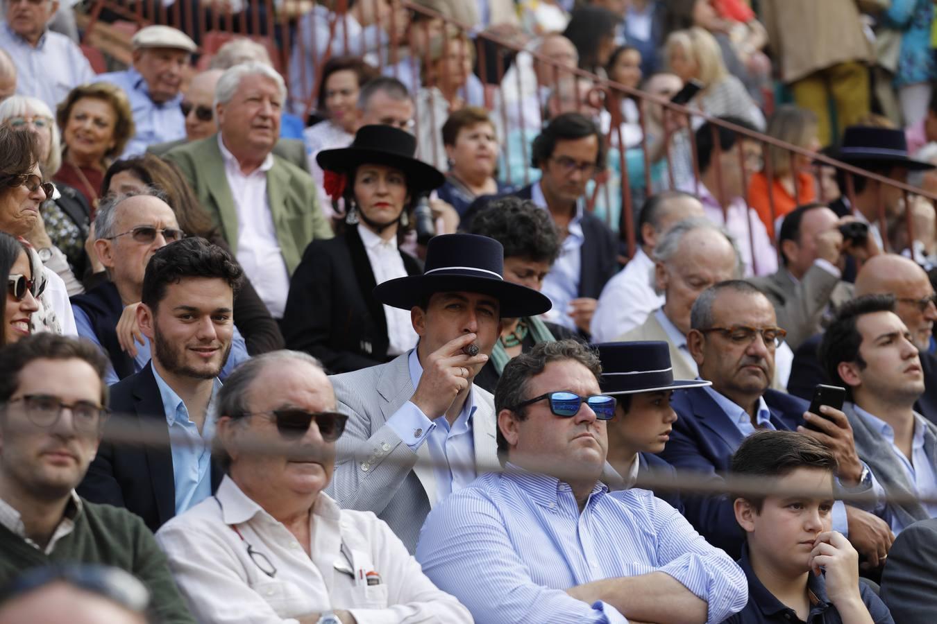 La corrida de El Juli, Ponce y Ginés Marín en Córdoba, en imágenes