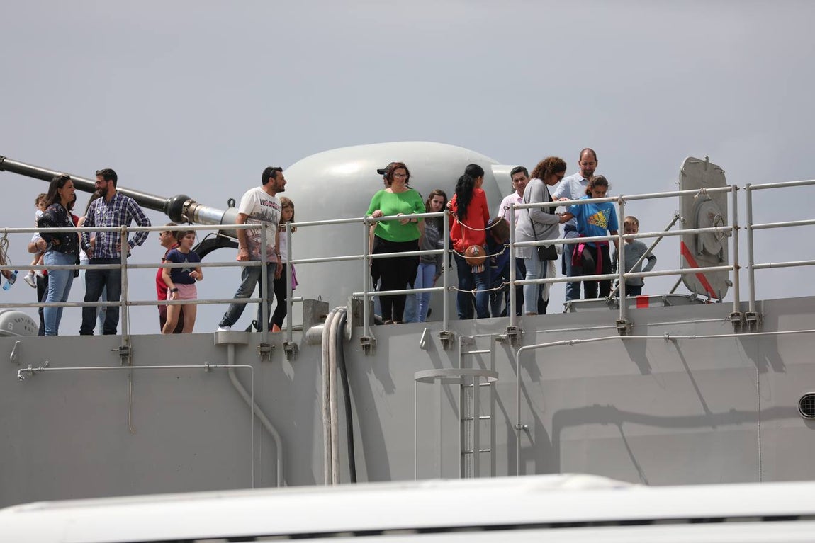 Celebración del Día de las Fuerzas Armadas en la base Naval de Rota