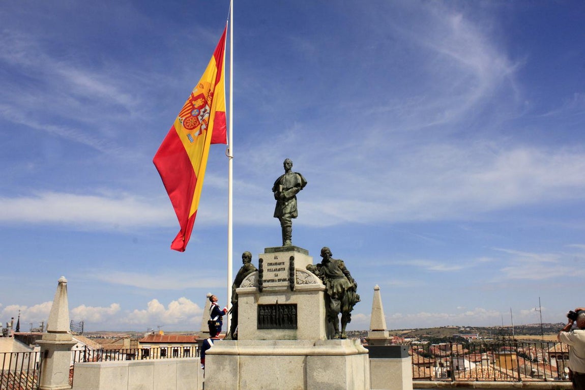 El relevo de la Guardia en el Alcázar de Toledo, en imágenes