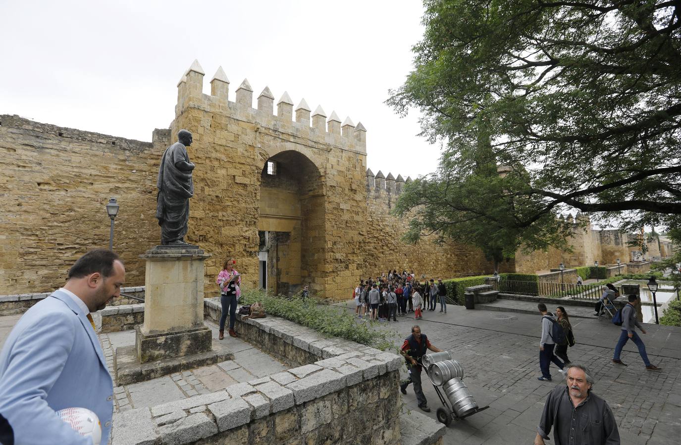 En imágenes, el deterioro de rincones históricos en el Casco de Córdoba