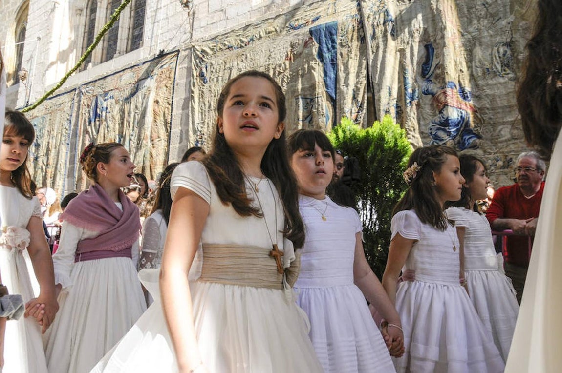 Un magno desfile en honor al Santísimo