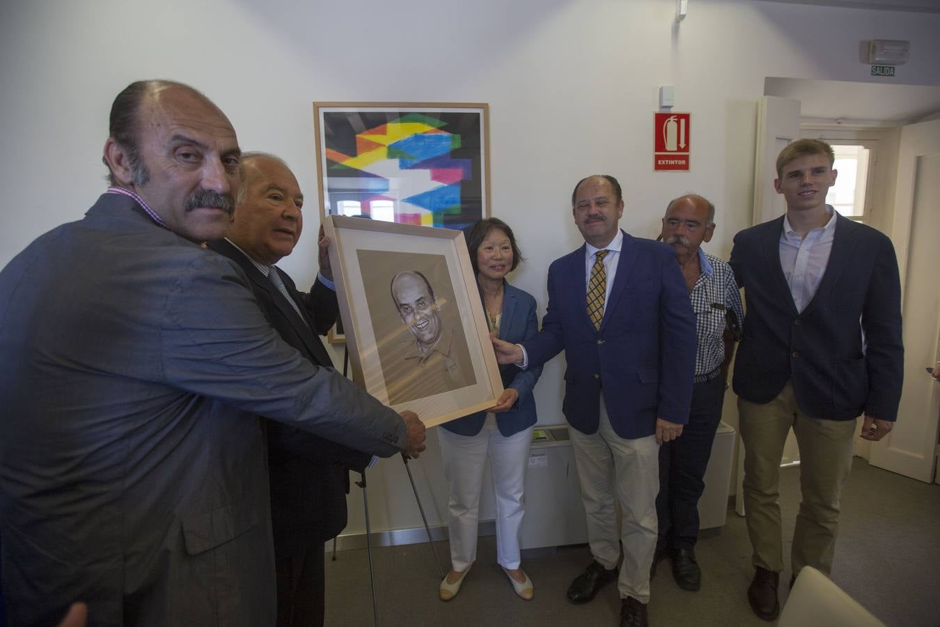 Homenaje estudiantes iberoamericanos de medicina en Cádiz en los años 50 y 60