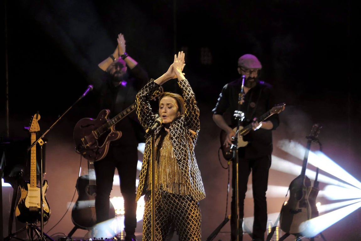 En imágenes, el concierto de Luz Casal en Sevilla