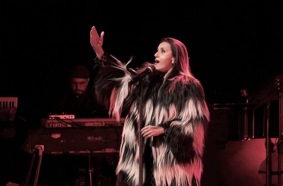 En imágenes, el concierto de Luz Casal en Sevilla