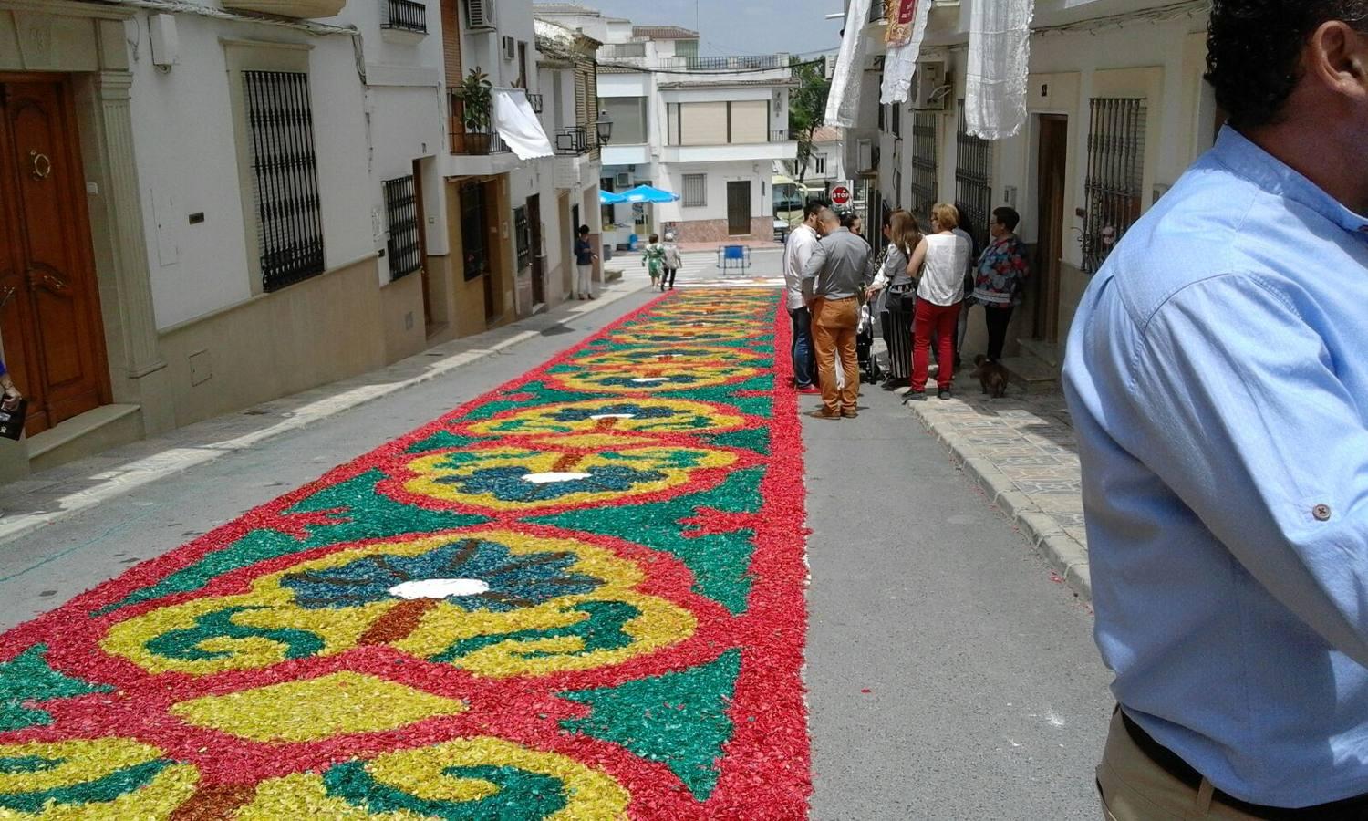 Así luce el colorido Corpus de Valenzuela