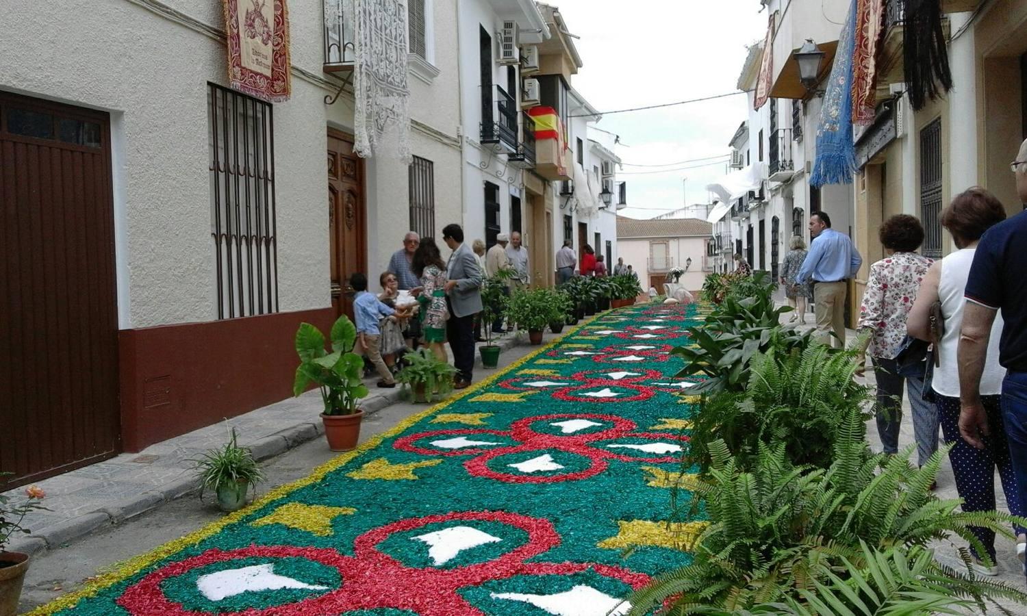 Así luce el colorido Corpus de Valenzuela