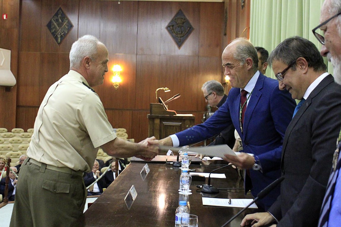 La Real Academia de Bellas Artes entrega sus VI premios