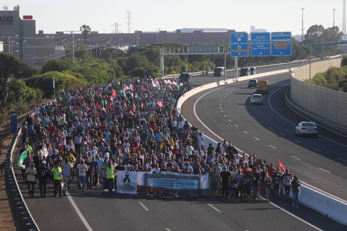 Las imágenes de la huelga del metal en la Bahía de Cádiz