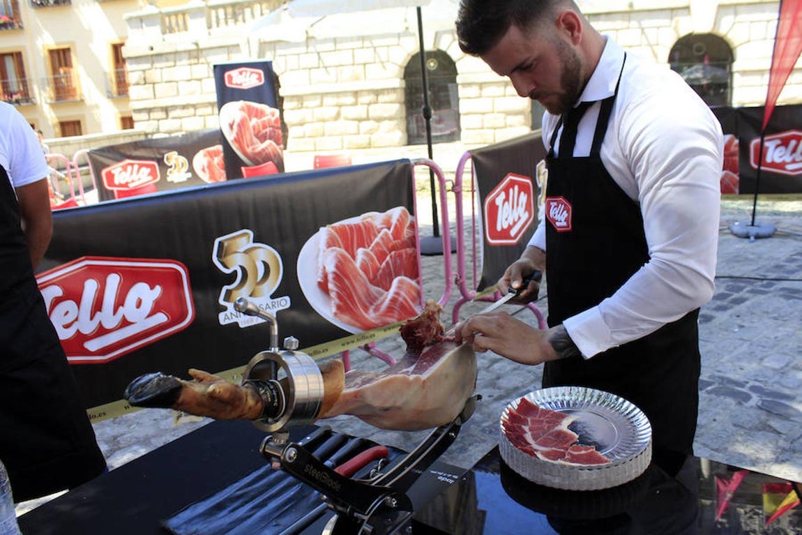 Tello celebra su 50 aniversario con el Campeonato Internacional Solidario de Cortadores de Jamón
