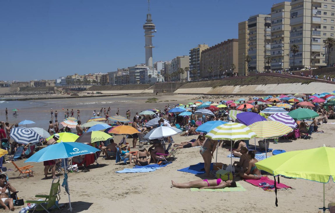 Playa de Santa María de Mar en Cádiz capital