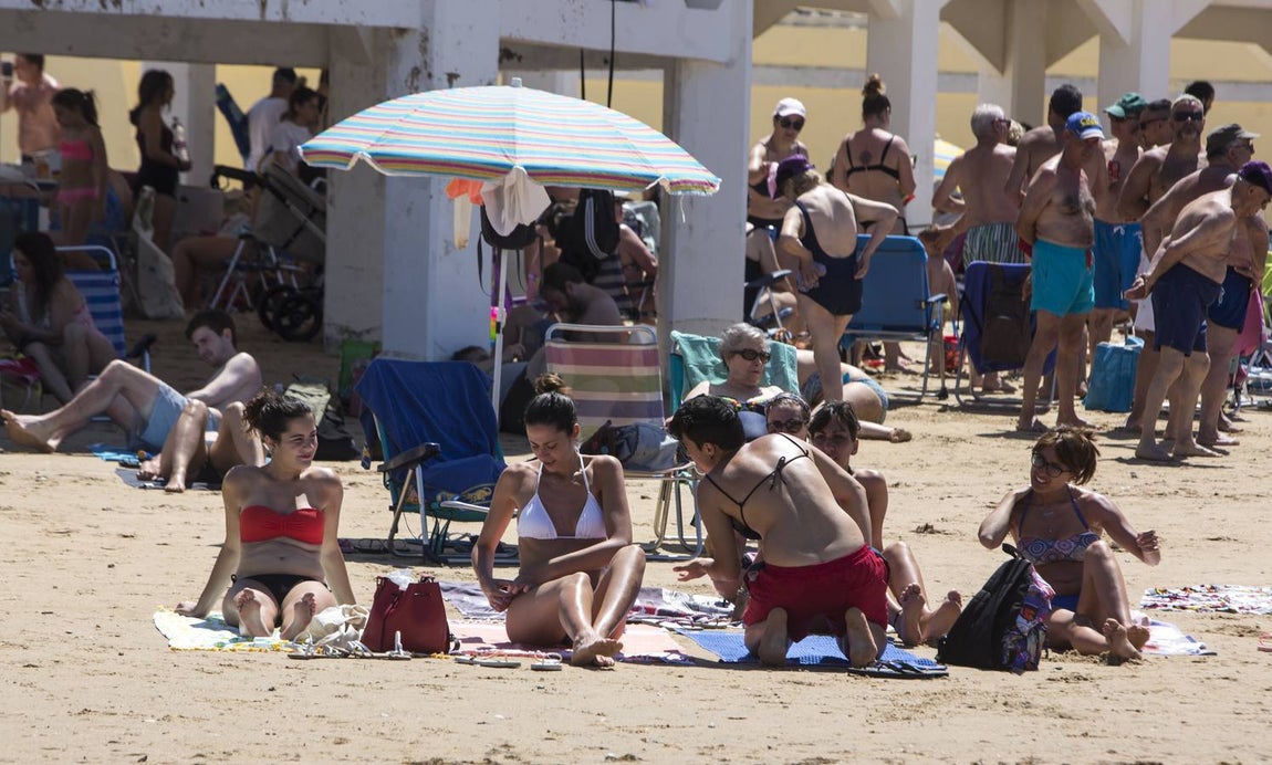 Playa de La Caleta en Cádiz capital