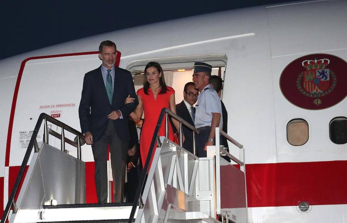 Los Reyes llegaron el jueves al aeropuerto internacional de Nueva Orleans (Estados Unidos). 