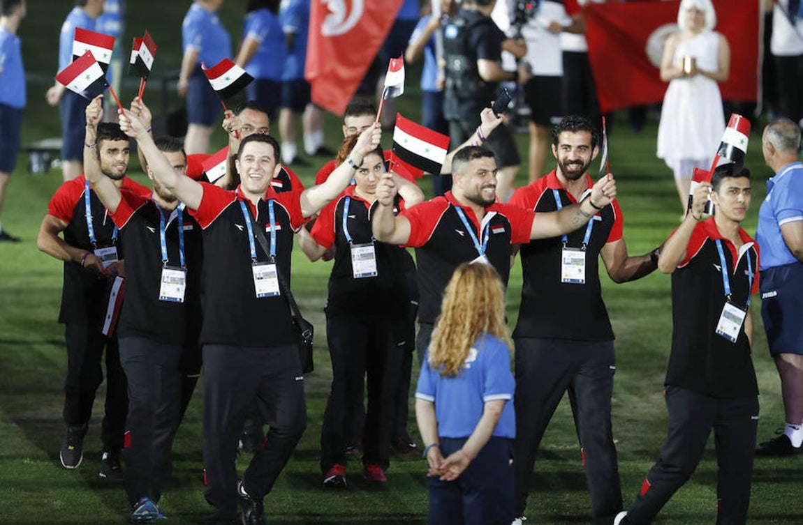 Desfile de la delegación de Siria durante el acto de inauguración hoy en Tarragona de la XVIII edición de los Juegos Mediterráneos.. 