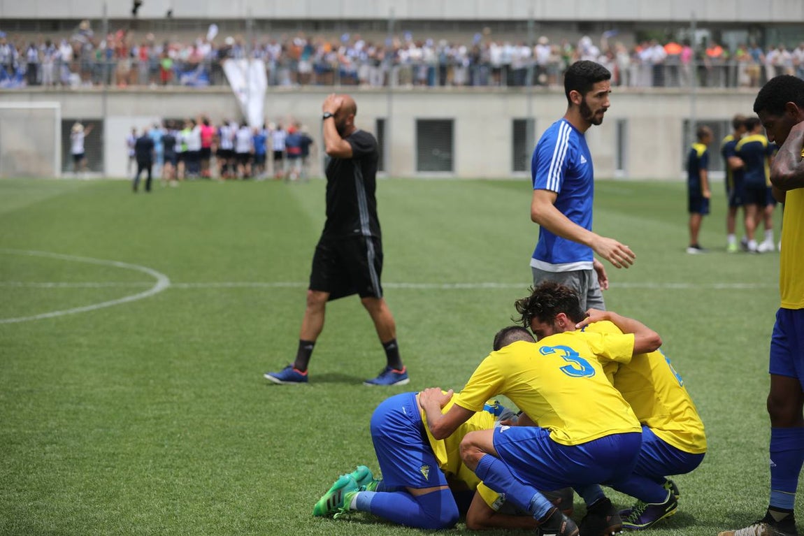 Cádiz B-SD Ejea (2-2) El peor final posible para una temporada descomunal