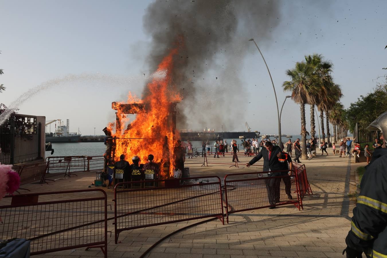 La tradición y el fuego marcan los Juanillos