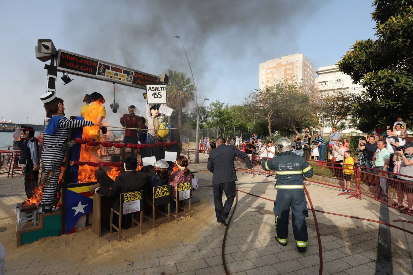 La tradición y el fuego marcan los Juanillos