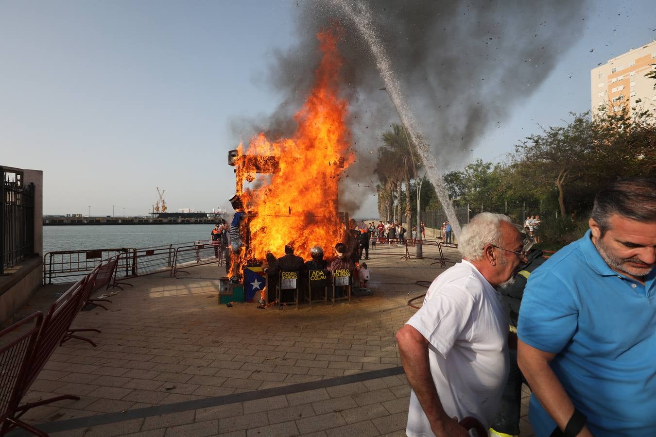 La tradición y el fuego marcan los Juanillos