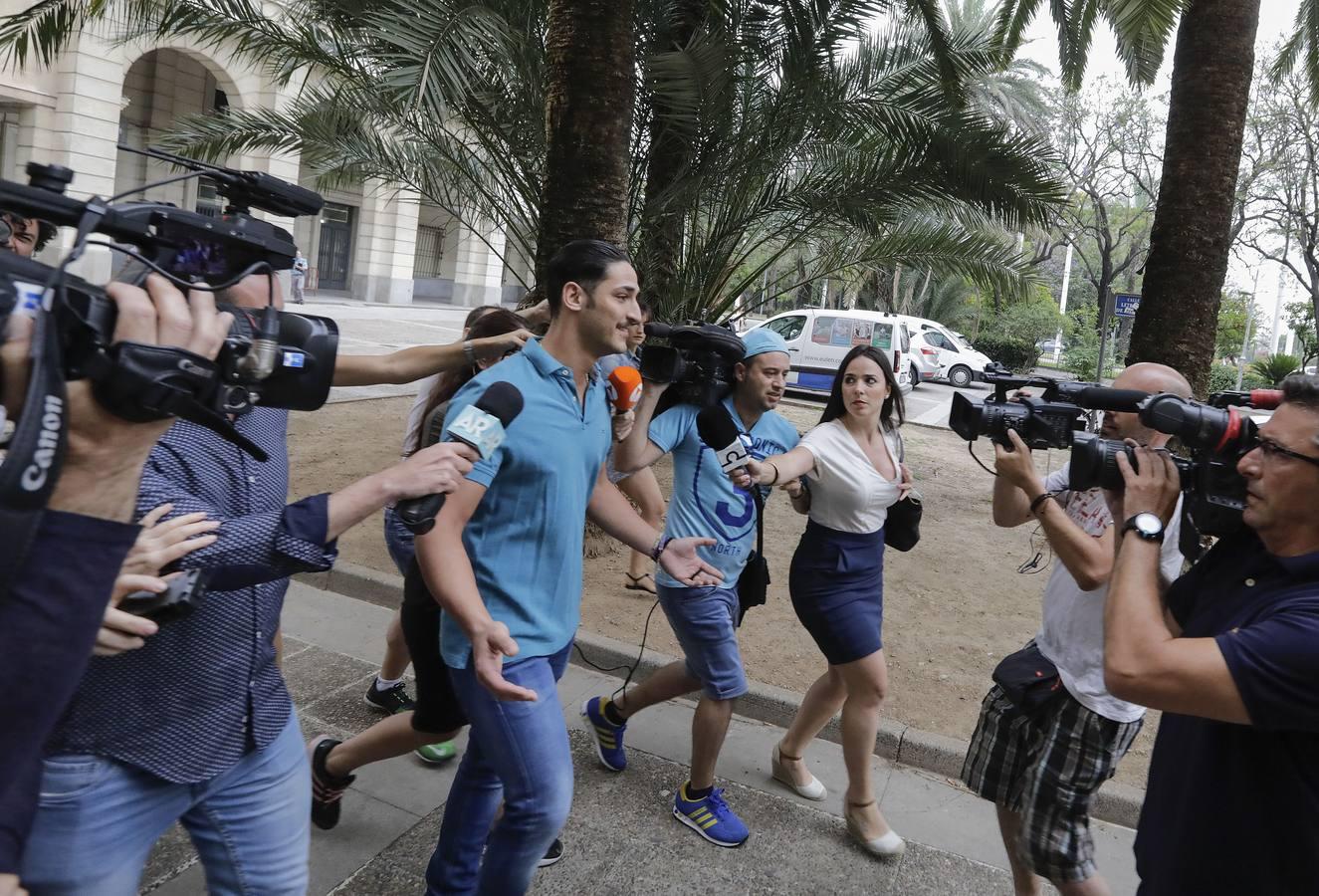 Fotogalería: Los miembros de la Manada acuden al juzgado