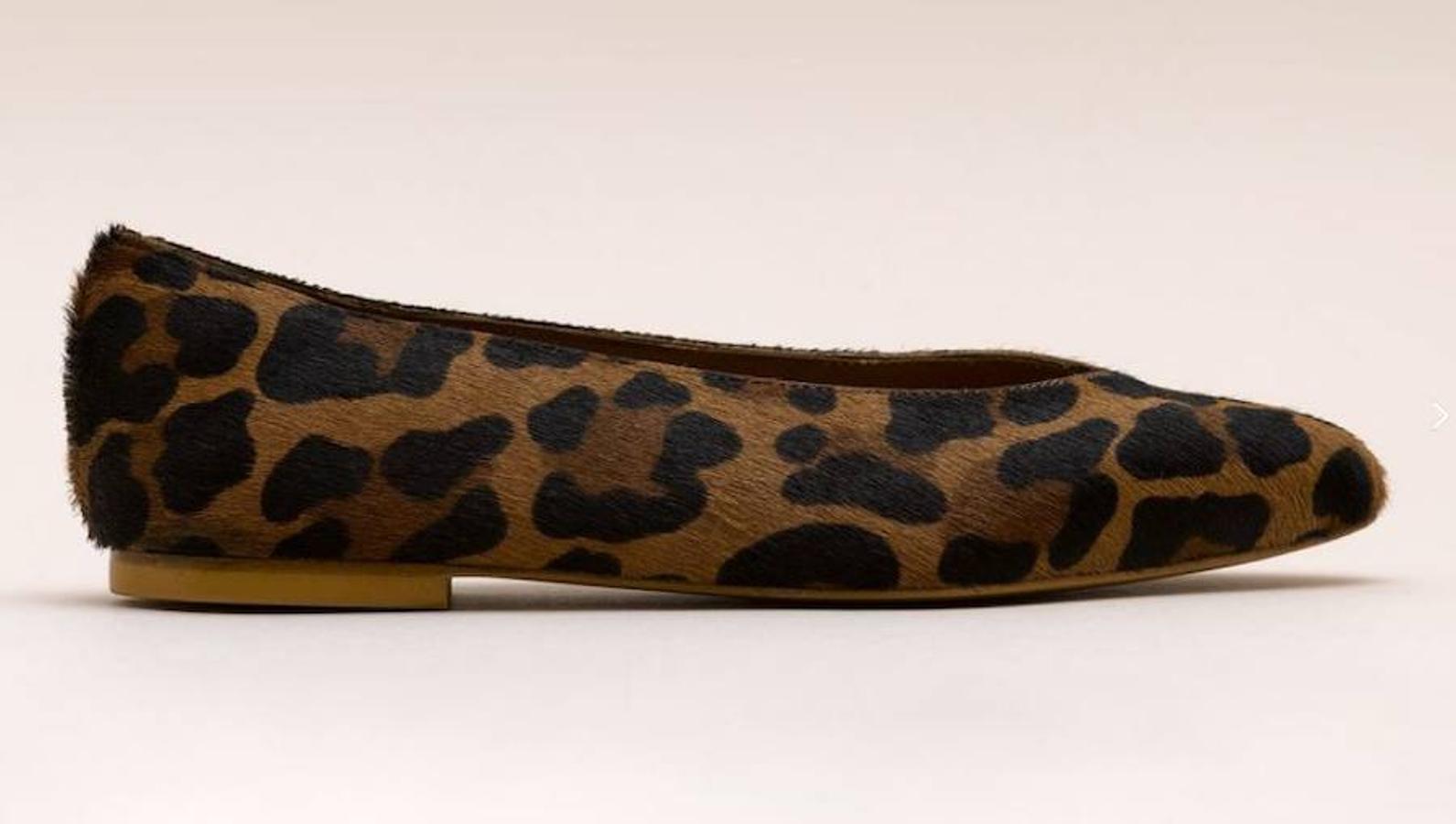 Catalina de cuero de leopardo de Malababa. Precio: 230. 