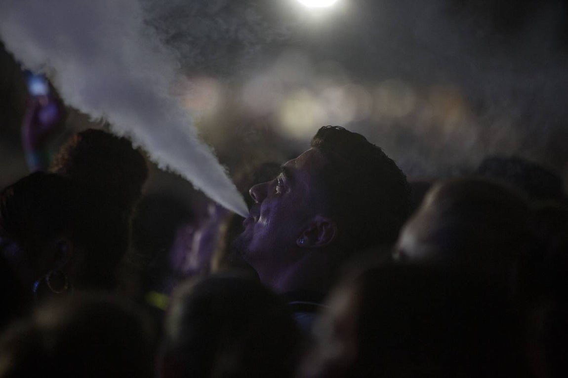 Las imágenes que dejó el concierto de El Barrio en Chiclana