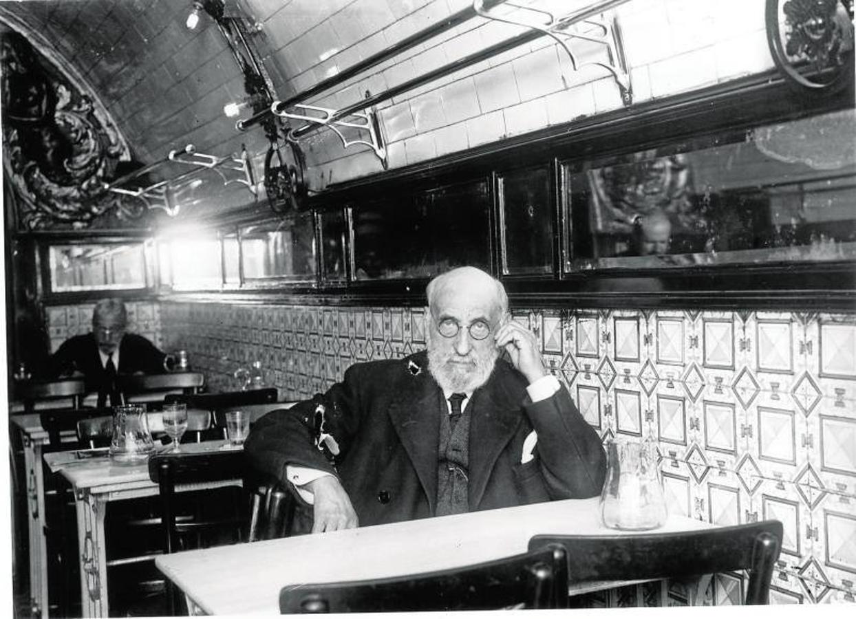 Ramón y Cajal en el café suizo. 