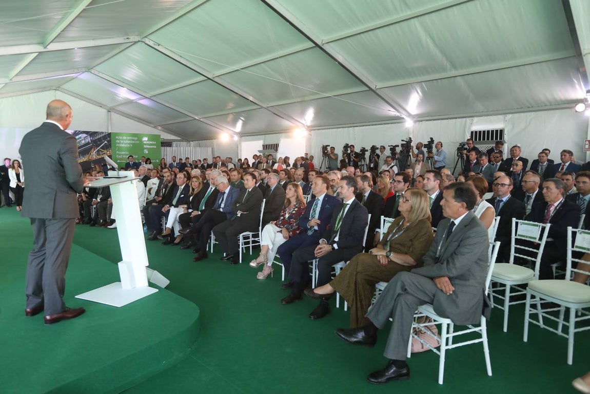 Navantia entrega la segunda plataforma eólica a Iberdrola