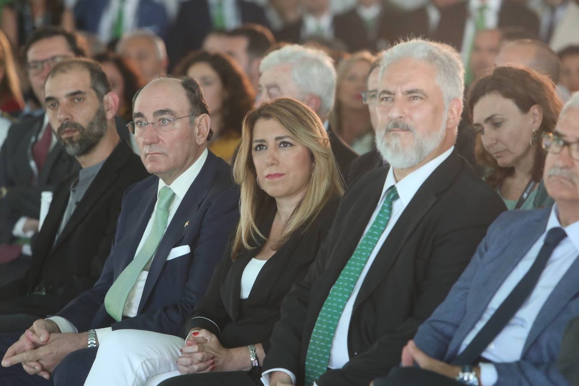 Navantia entrega la segunda plataforma eólica a Iberdrola