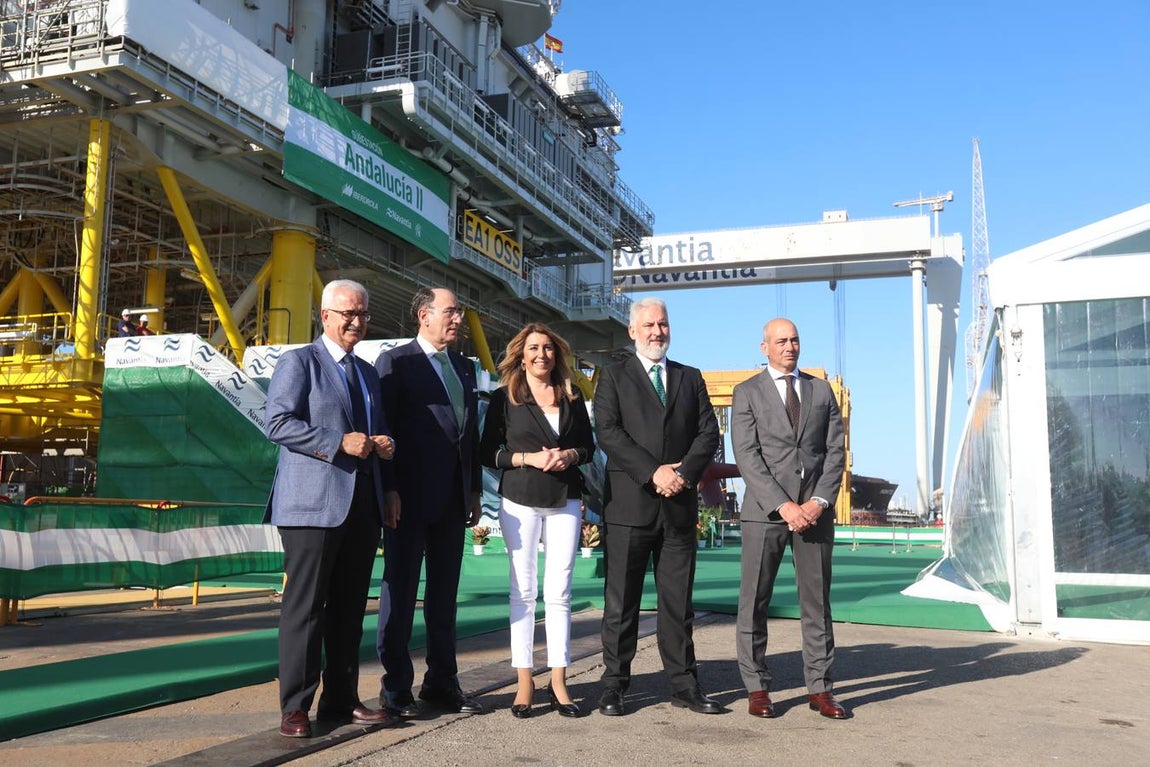 Navantia entrega la segunda plataforma eólica a Iberdrola