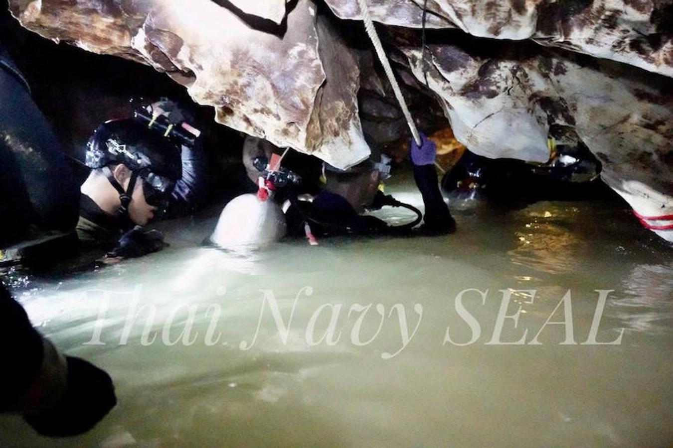 El impactante rescate que lideran los Navy Seals