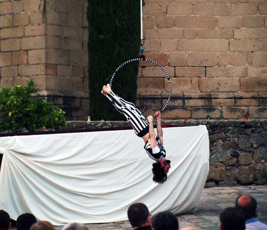 Clausura del IX Certamen de Teatro en la Calle «Noctívagos»