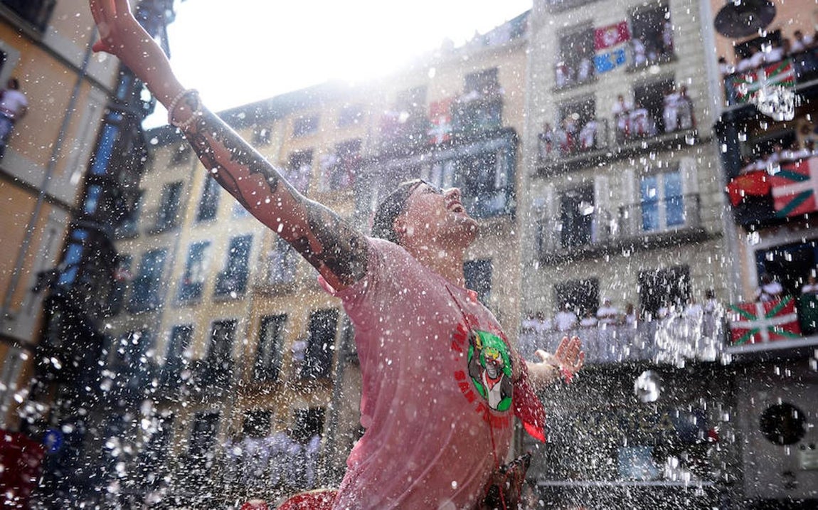 En imágenes: el chupinazo de San Fermín 2018