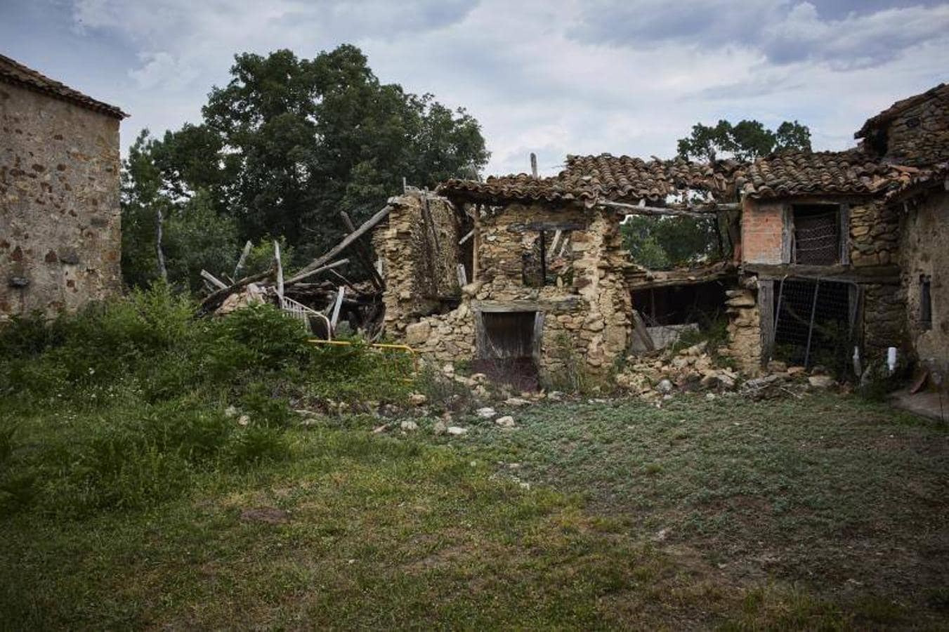 8. Casas abandonadas en Aoslos