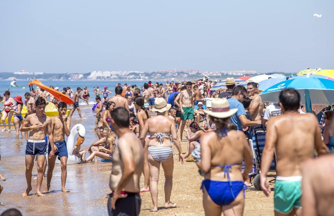 Lleno absoluto en las distintas playas de Huelva