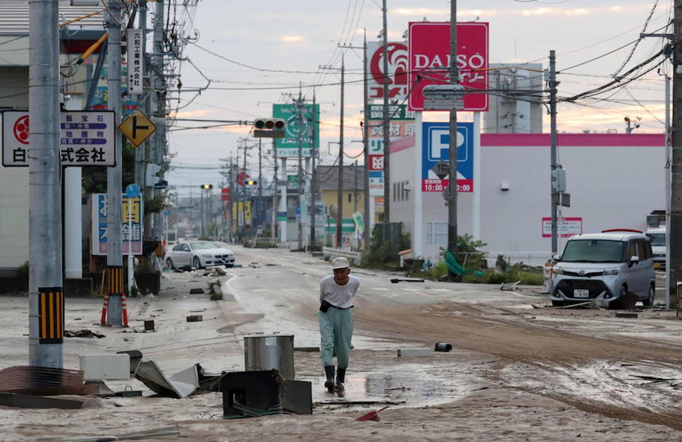 Una de las peores catástrofes naturales de las últimas décadas. Las precipitaciones han causado graves daños en miles de viviendas e infraestructuras, provocado la evacuación de decenas de miles de personas y dejado aisladas a poblaciones enteras