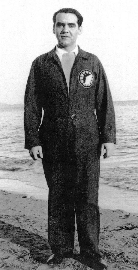 Lorca como codirector del grupo La Barraca. 