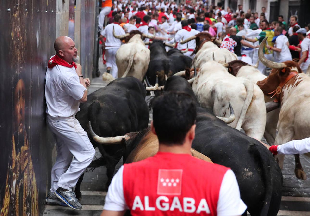 Las mejores imágenes del sexto encierro de San Fermín