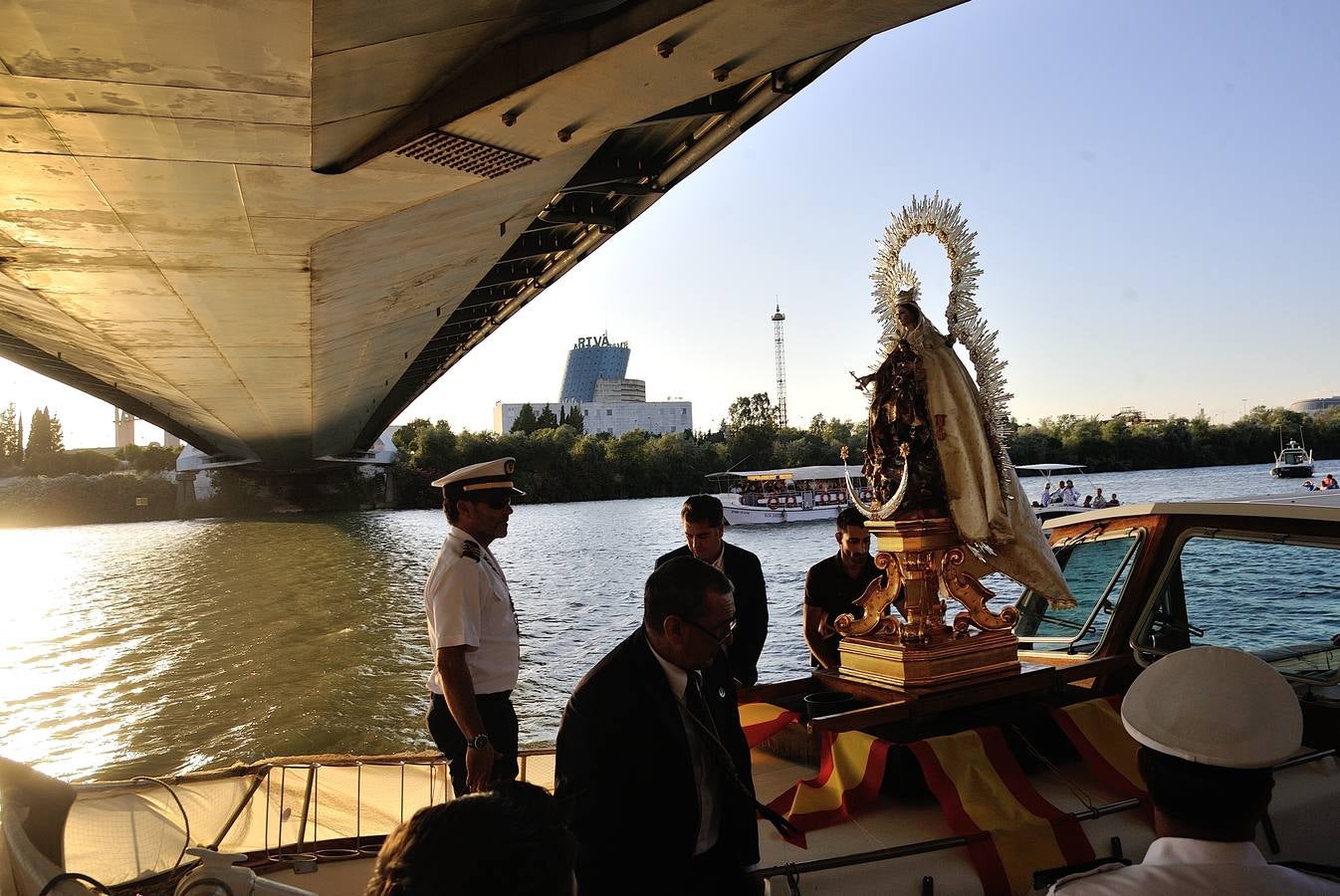 Procesión fluvial de la Virgen del Carmen de Calatrava