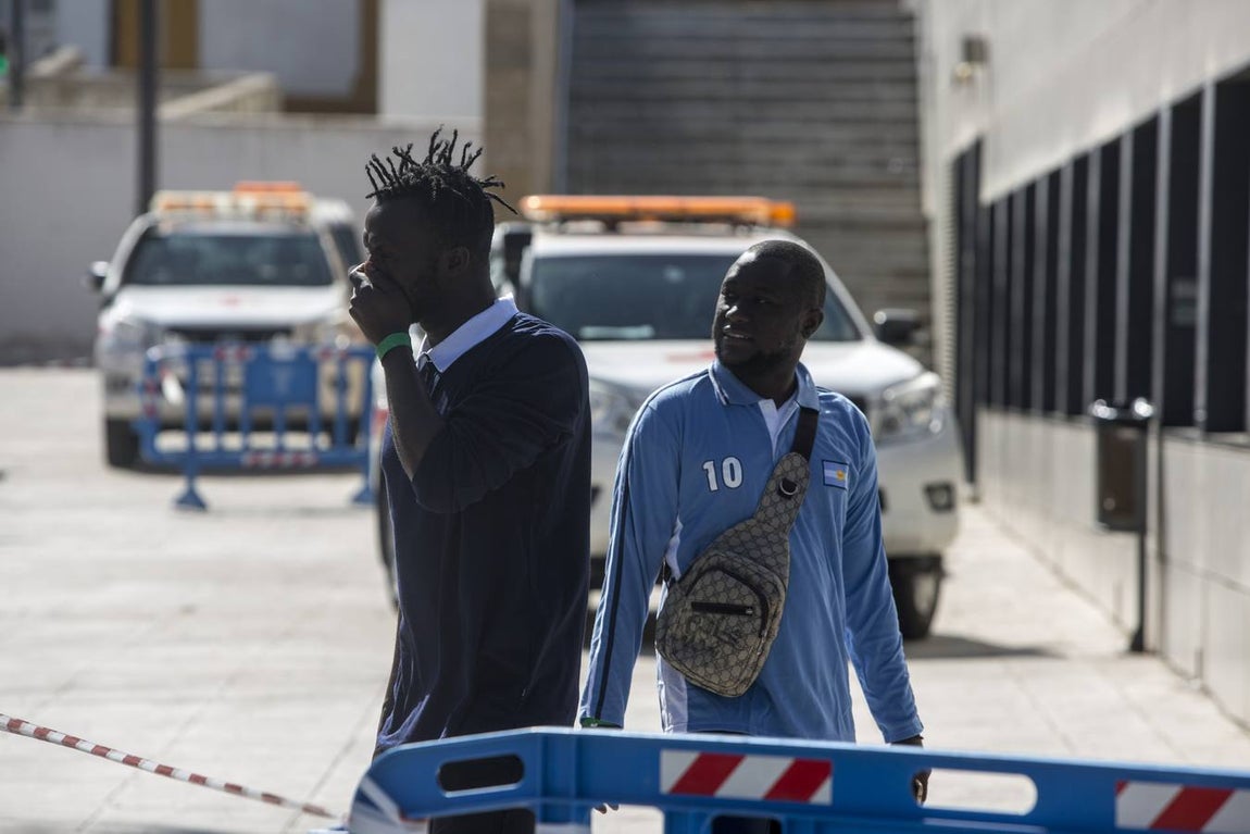 Un centenar de inmigrantes acogidos en la Mirandilla